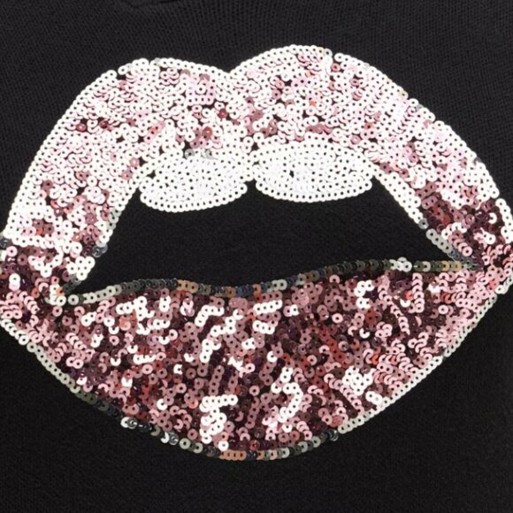 Torrid  Breast Cancer Awareness Raglan Hoodie Sweater  Luxe Cozy Sequined Lips - Picture 5 of 12